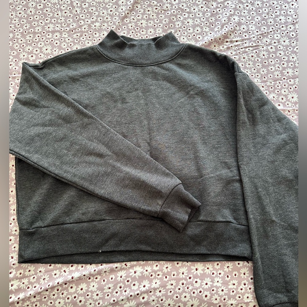 Cropped Turtleneck